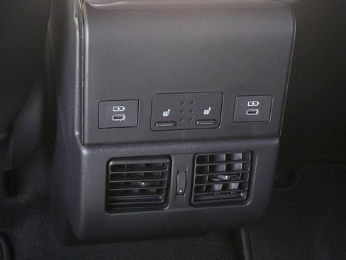 Used 2025 Subaru Solterra AWD/4WD image 15