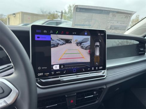 New 2026 Volkswagen Tiguan SE image 17