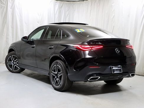 Certified 2025 Mercedes-Benz GLC 300 4MATIC image 9