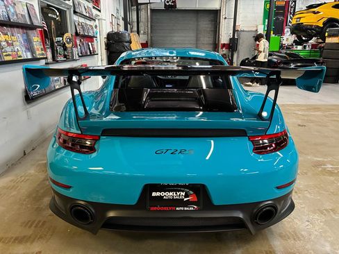 Used 2018 Porsche 911 GT2 RS RWD image 10