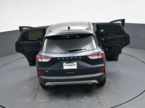 Used 2022 Ford Escape SE w/ Cold Weather Package image 37
