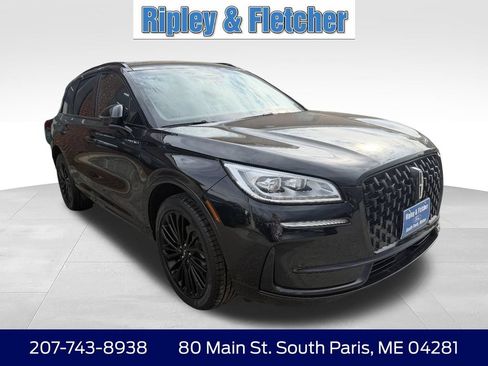 Used 2025 Lincoln Corsair Reserve w/ Equipment Group 202A AWD/4WD image 2
