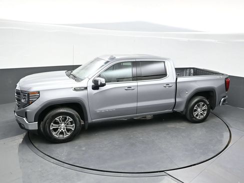 Used 2025 GMC Sierra 1500 SLT AWD/4WD image 37