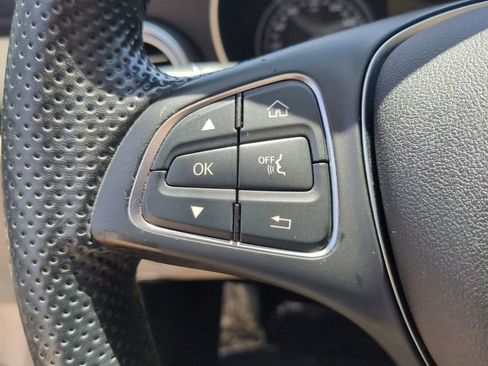 Used 2017 Mercedes-Benz C 300 4MATIC Sedan image 28