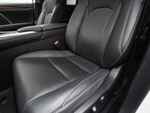 Used 2022 Lexus RX 350L Premium image 52