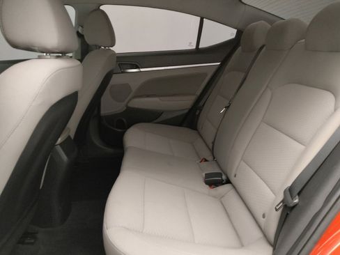 Used 2020 Hyundai Elantra SEL FWD image 18