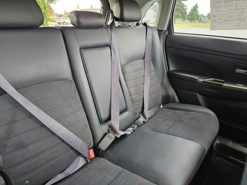 Used 2024 Mitsubishi Outlander Sport SE image 14