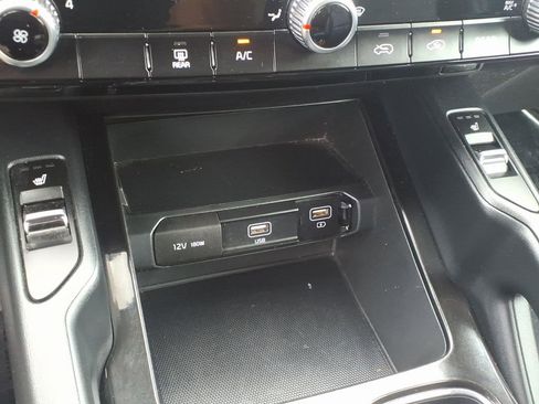 Used 2020 Kia Telluride S FWD image 12
