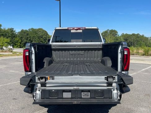Used 2025 GMC Sierra 2500 Denali Ultimate AWD/4WD image 21