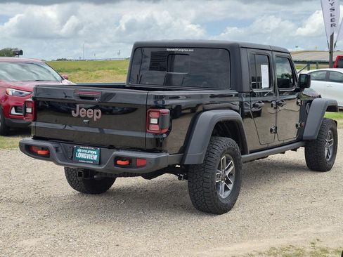 Used 2024 Jeep Gladiator Mojave w/ Safety Group AWD/4WD image 7