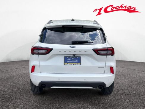Certified 2023 Ford Escape ST-Line w/ Tech Pack #1 AWD/4WD image 9