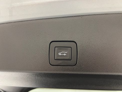 Used 2025 Buick Encore GX Sport Touring FWD image 31