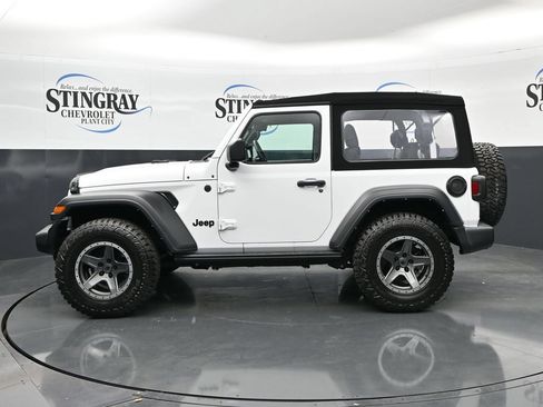 Used 2024 Jeep Wrangler Sport AWD/4WD image 4