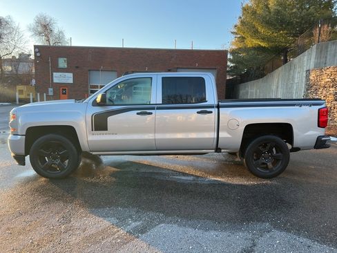 Used 2018 Chevrolet Silverado 1500 Custom w/ Rally 1 Edition image 2