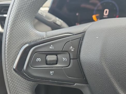 Used 2025 Chevrolet TrailBlazer LT AWD/4WD image 25