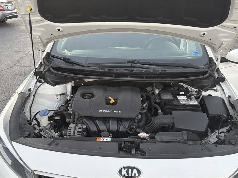 Used 2017 Kia Forte LX FWD image 23