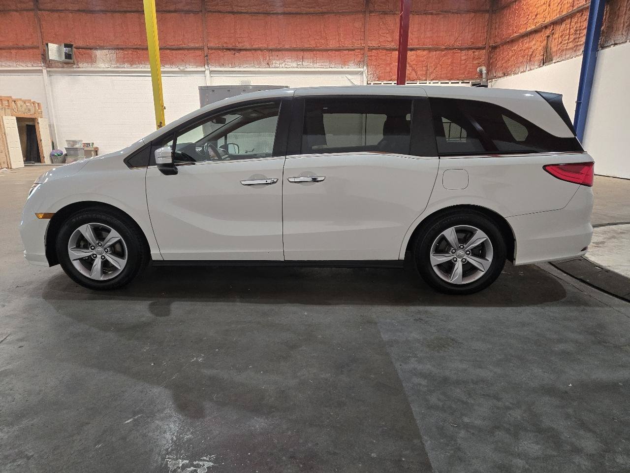 Used 2018 Honda Odyssey EX-L image 4