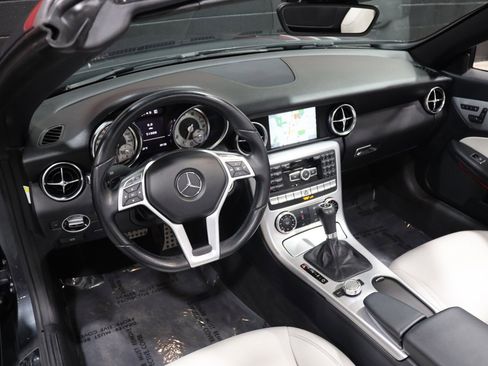 Used 2013 Mercedes-Benz SLK 250 image 36