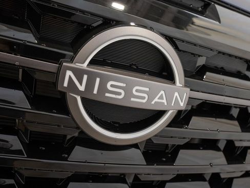 New 2026 Nissan Pathfinder SV image 3