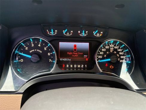 Used 2012 Ford F150 XLT w/ XTR Pkg image 13