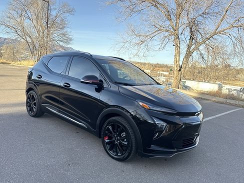 Used 2023 Chevrolet Bolt EUV Premier w/ Sun & Sound Package image 6