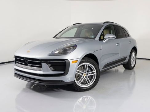 New 2026 Porsche Macan AWD/4WD image 1