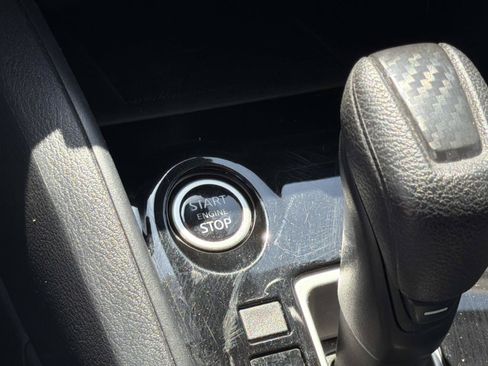 Used 2024 Nissan Versa SV FWD image 15