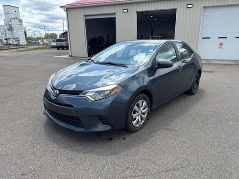 Used 2016 Toyota Corolla LE FWD image 7
