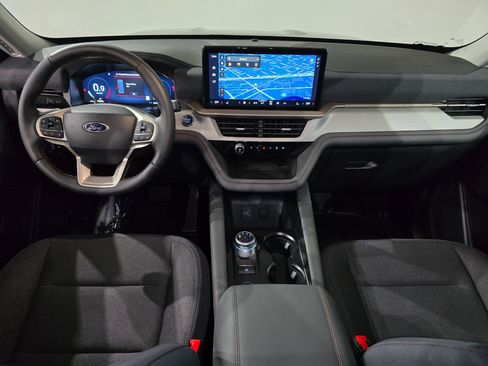 New 2026 Ford Explorer Active AWD/4WD image 30