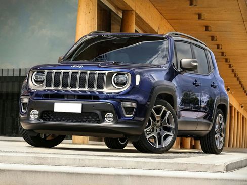 Used 2020 Jeep Renegade Latitude w/ Popular Equipment Group image 1
