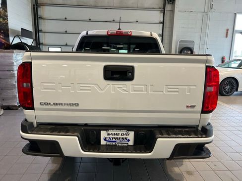 Used 2022 Chevrolet Colorado LT w/ LT Convenience Package AWD/4WD image 9