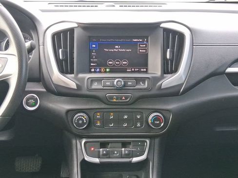 Used 2024 GMC Terrain SLE FWD image 20