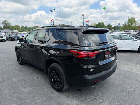 Used 2023 Chevrolet Traverse LT w/ Midnight/Sport Edition AWD/4WD image 8