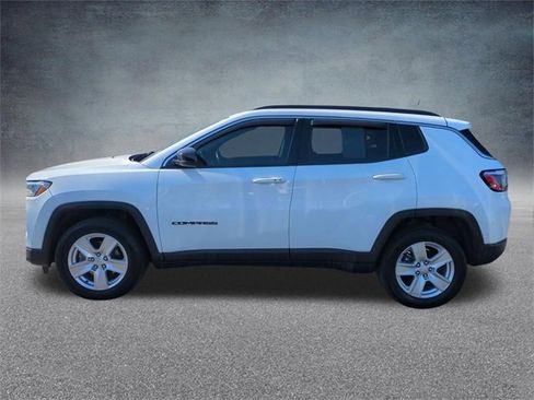 Used 2022 Jeep Compass Latitude w/ Sun and Sound Group image 7