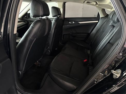 Used 2016 Honda Civic Touring image 10