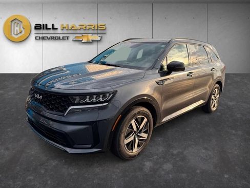Used 2022 Kia Sorento S w/ Panoramic Sunroof Package FWD image 1