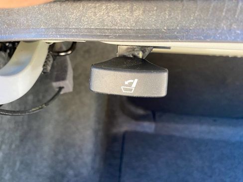 Used 2018 Honda Civic LX image 32