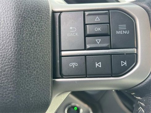 Used 2024 Ford Expedition Max XLT image 33