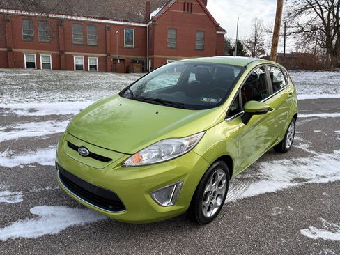 Used 2011 Ford Fiesta SES w/ 301A Rapid Spec Order Code image 3