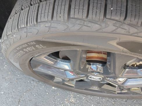 Used 2024 Honda HR-V Sport image 9