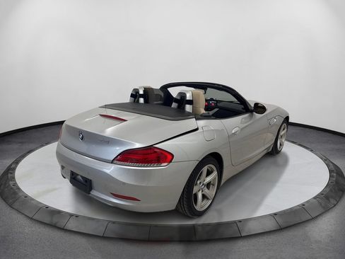 Used 2014 BMW Z4 sDrive28i RWD image 6