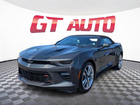 Used 2016 Chevrolet Camaro SS RWD image 2