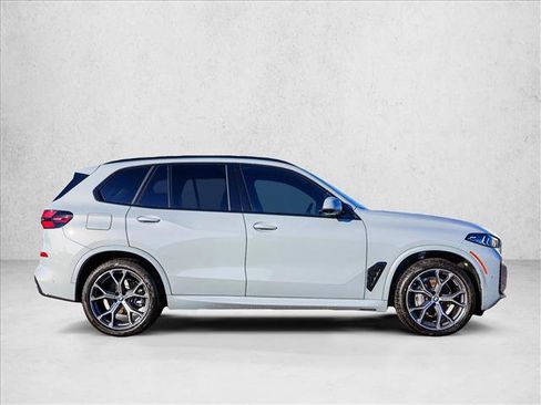 New 2026 BMW X5 xDrive40i w/ M Sport Package image 4