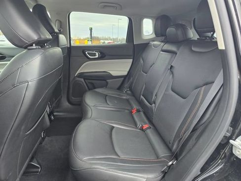Used 2022 Jeep Compass Limited AWD/4WD image 13
