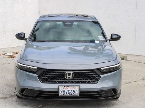 Used 2025 Honda Accord Sport image 2