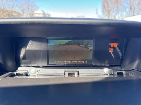 Used 2015 Subaru Forester 2.5i w/ Alloy Wheel Package image 17