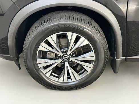 Used 2023 Nissan Rogue SV AWD/4WD image 34