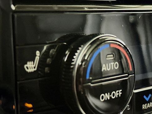 New 2026 Nissan Rogue Platinum w/ Platinum Premium Package image 23