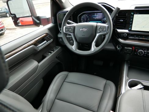 New 2026 Chevrolet Silverado 2500 LT image 13