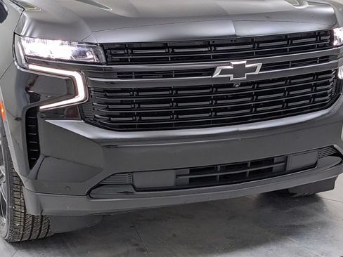 Used 2024 Chevrolet Suburban RST w/ Luxury Package AWD/4WD image 43